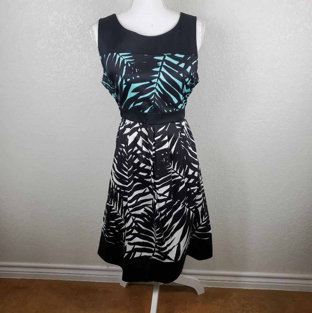 Motherhood Maternity Black Teal White Leaf Print Womens Size L